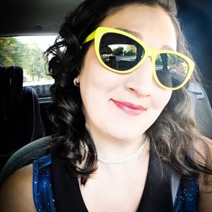 Meet your Posher, Jennifer